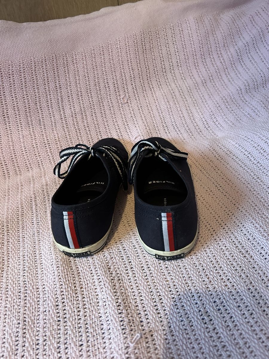 Tommy Hilfiger Damenschuhe: Tommy Hilfiger Stoffschuhe, Gr. 38 – Neu (gemäss Beschreibung) aus Zürich von LeaMilj 1