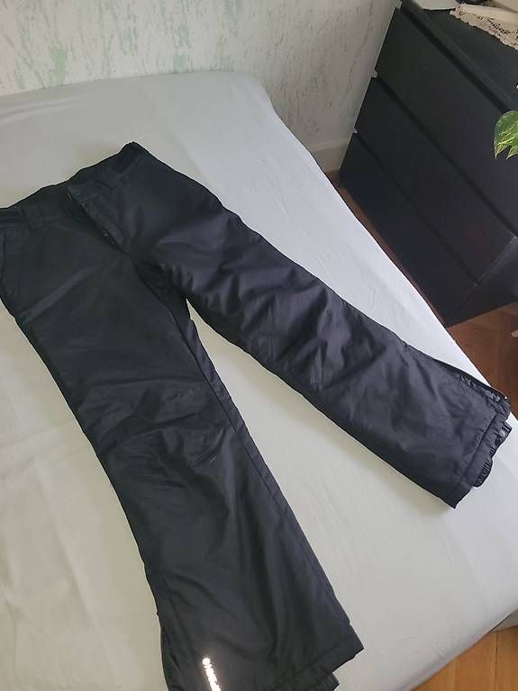 Hosen: Pantalons de sky – Gebraucht aus Lausanne von ana_9gjp 3