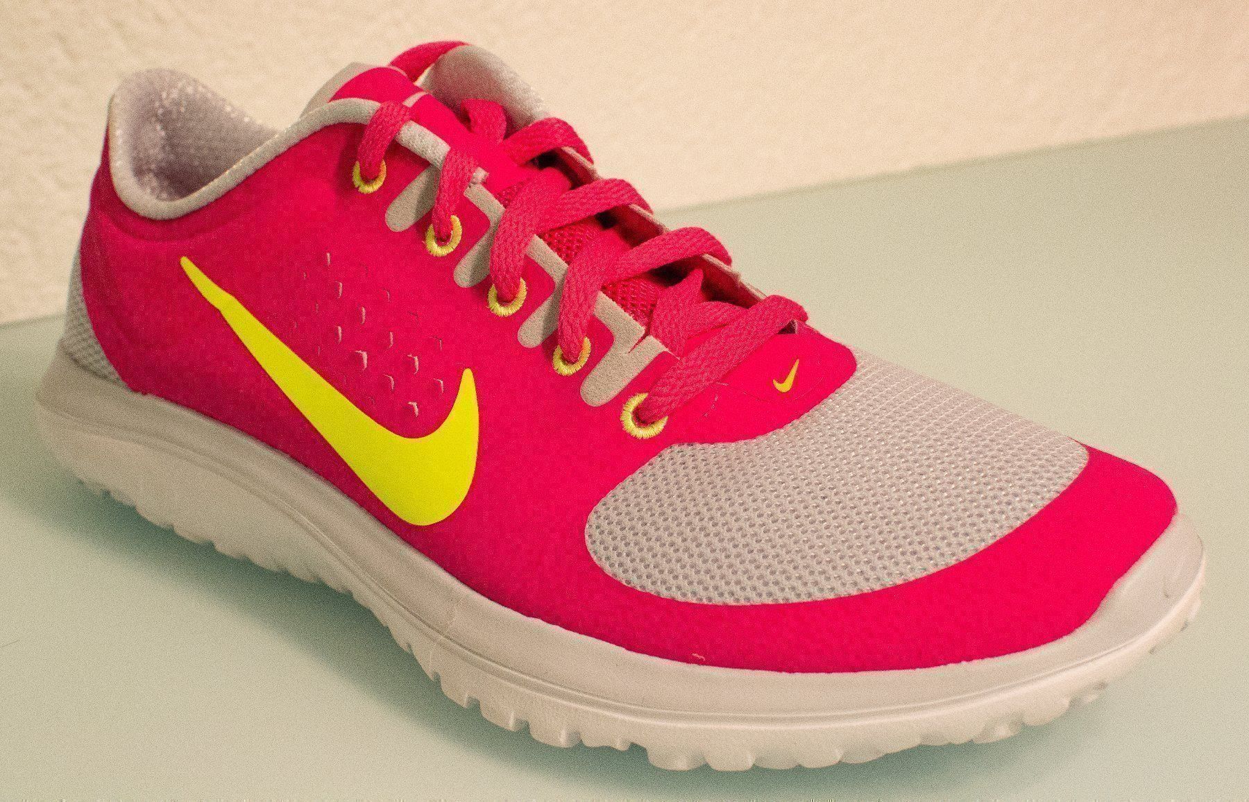Nike Scarpe da donna: WMNS NIKE FS LITE RUN Gr. 36,5 – Nuovo e nell'imballaggio originale da Herisau venduto da dku_85hh