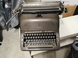 Adler Schreibmaschine Antik
