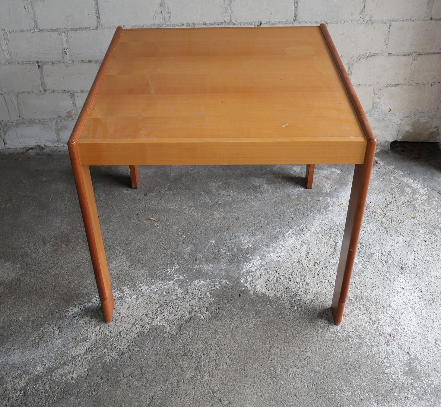 Tavoli: Holztisch 79 x 76 cm – Usato da Adliswil venduto da pab23