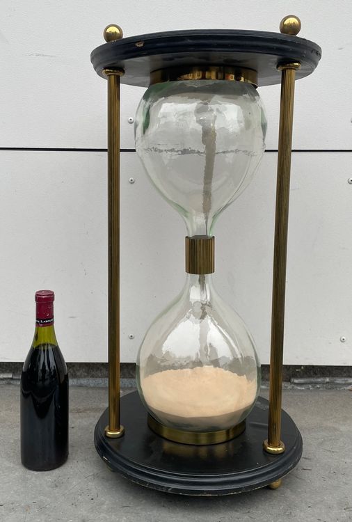 Große Sanduhr 60 Minuten – Holzrahmen, Schwarzer Sand, 25,4 Cm Hoch
