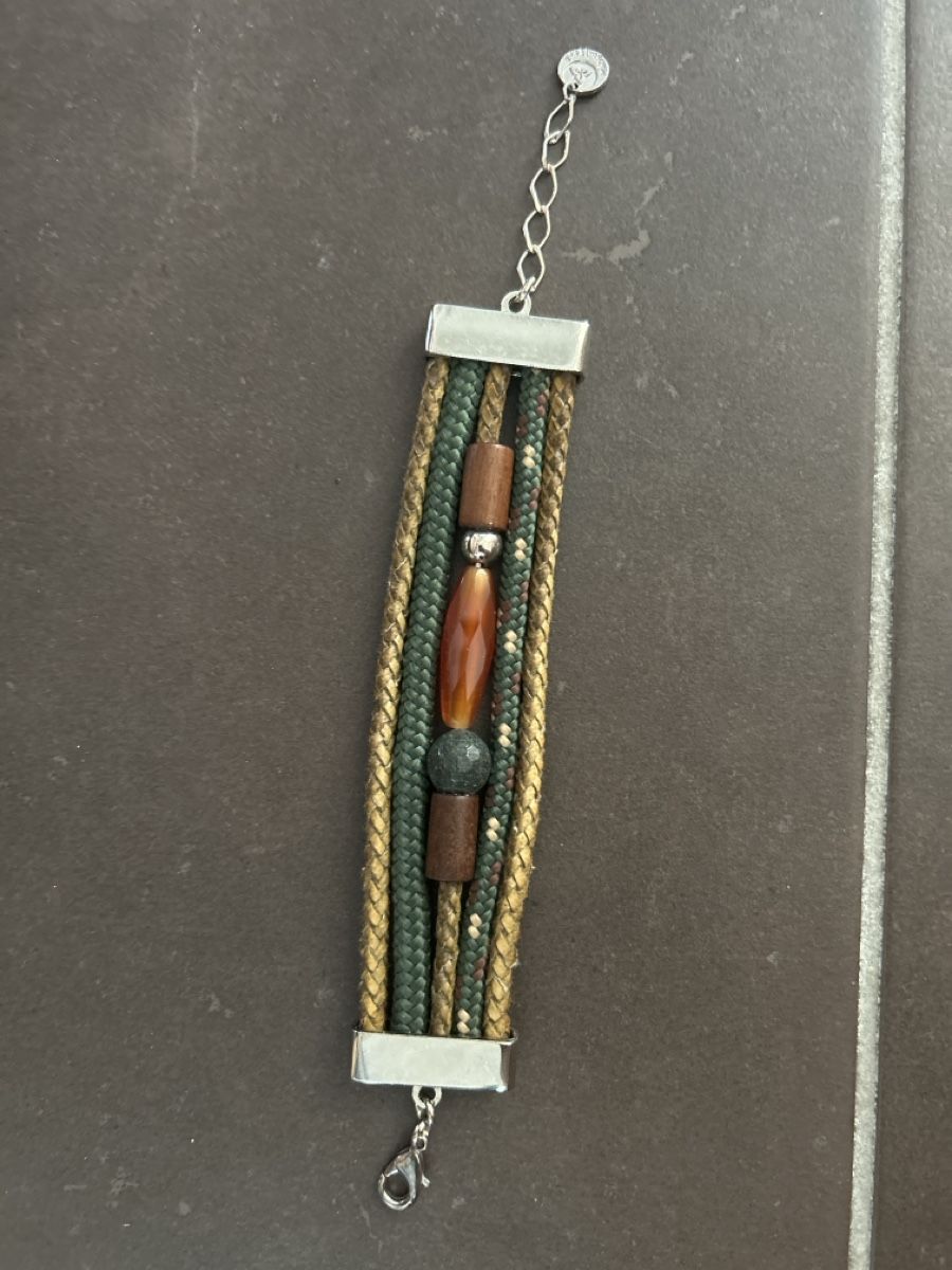 Armbänder & -reifen: Armband Modeschmuck – Gebraucht aus Winterthur von Guizza93