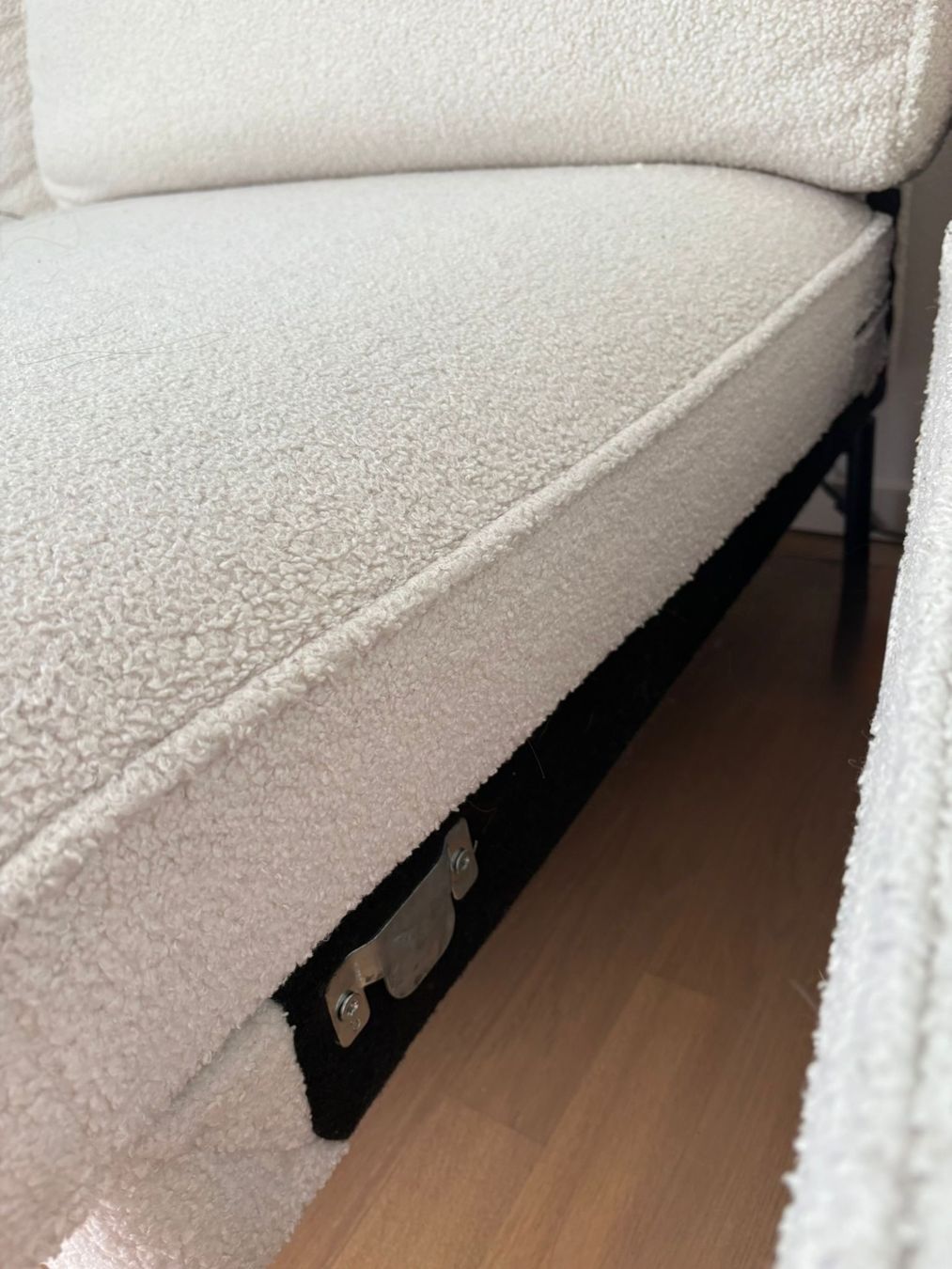 Sofas: Teddy-Optik Sofa/Couch in Creme – Gebraucht aus Einsiedeln von chiaraxlisa 3