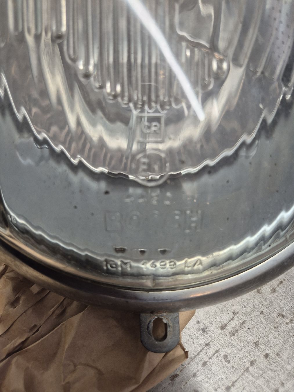 Bosch Tutti pezzi di ricambio auto: Scheinwerfer orig. Bosch IGM 1499 LA  – Usato da Wangen b. Olten venduto da madmax05 5