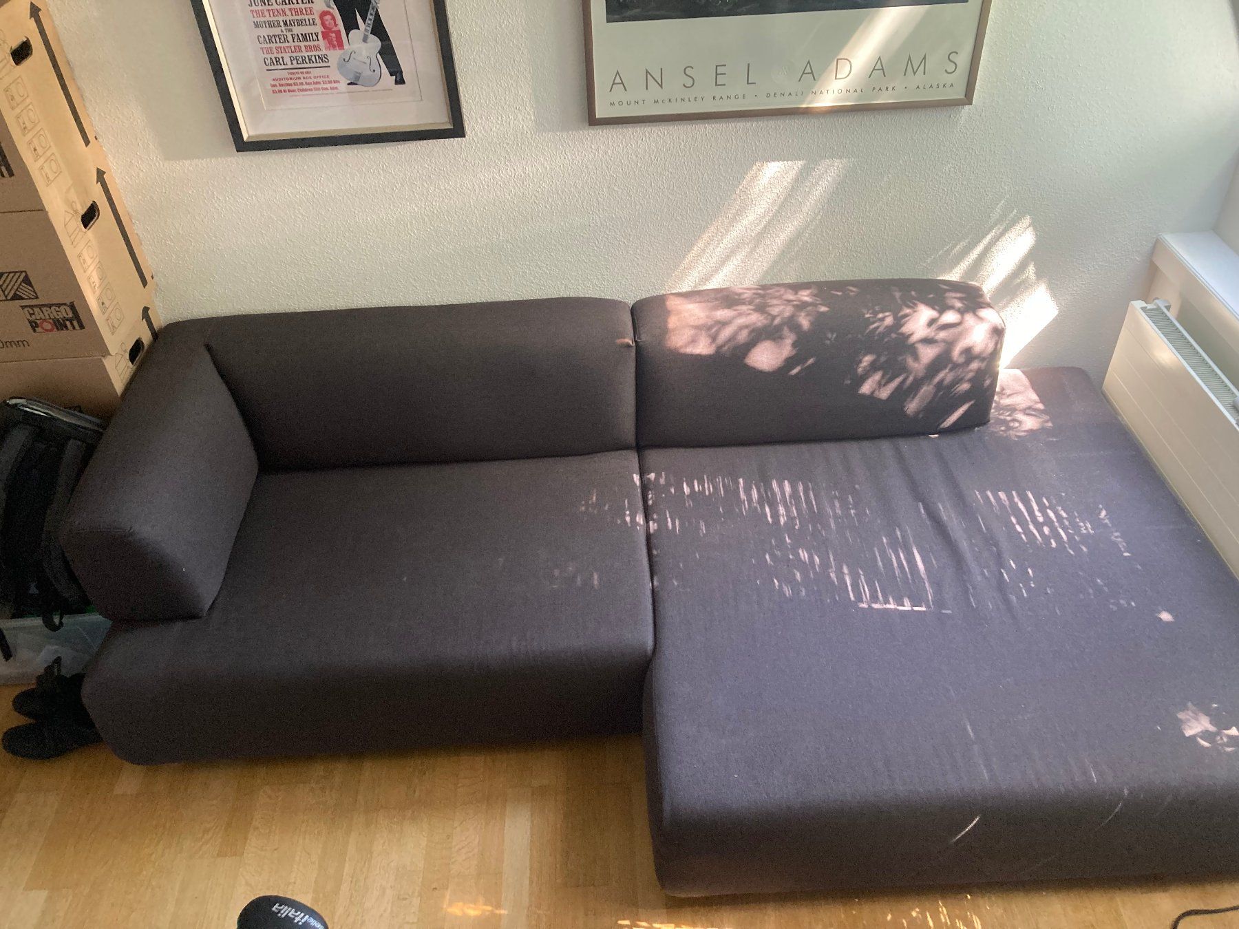 Interio Sofas: Sofa mit Recamière von Interio, anthrazit – Gebraucht aus Zürich von DaniC3PO 1