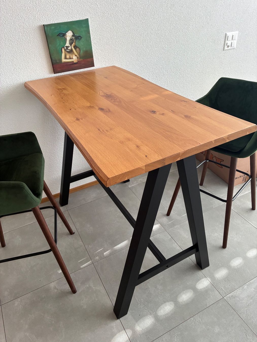 Tischset: Stehtisch mit 2 Barstühlen – Gebraucht aus Nebikon von nummer6824