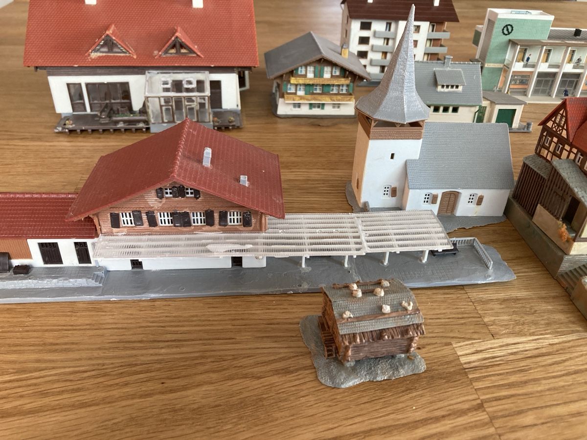 Kibri Trains électriques: Modellbau Häuser Kibri / Vollmer – D'occasion à Burgdorf par sibef 1