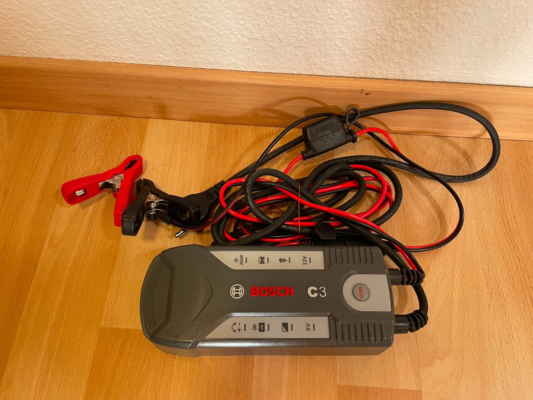 Bosch Caricabatterie: Bosch C3 Batterieladegerät – Usato da Zürich venduto da Ciccione88