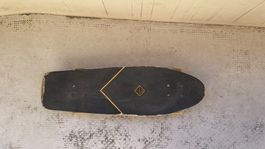 Oxelo Skateboard gemustert mit Stickern gebraucht Zustand
