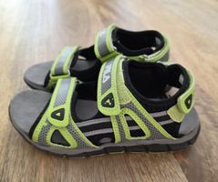 Fila Jungen Sandalen, Gr. 32, neuwertig