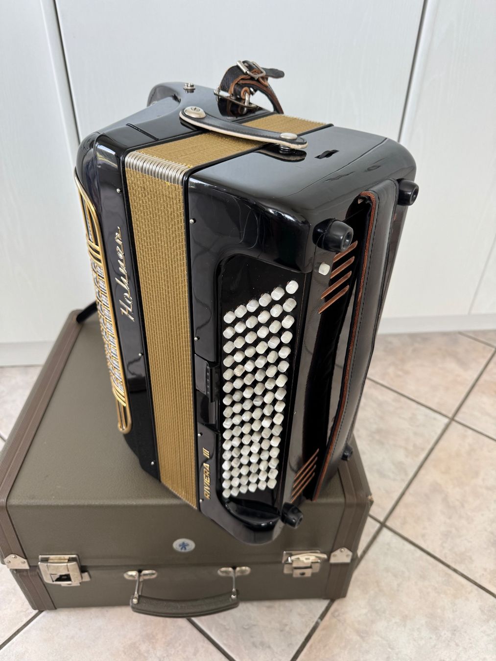 Strumenti musicali: Hohner Riviera III Akkordeon – Usato da Frauenfeld venduto da guli11 5