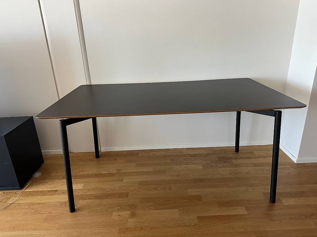 Tische: Esstisch schwarz – Gebraucht aus Brugg AG von alessiac97