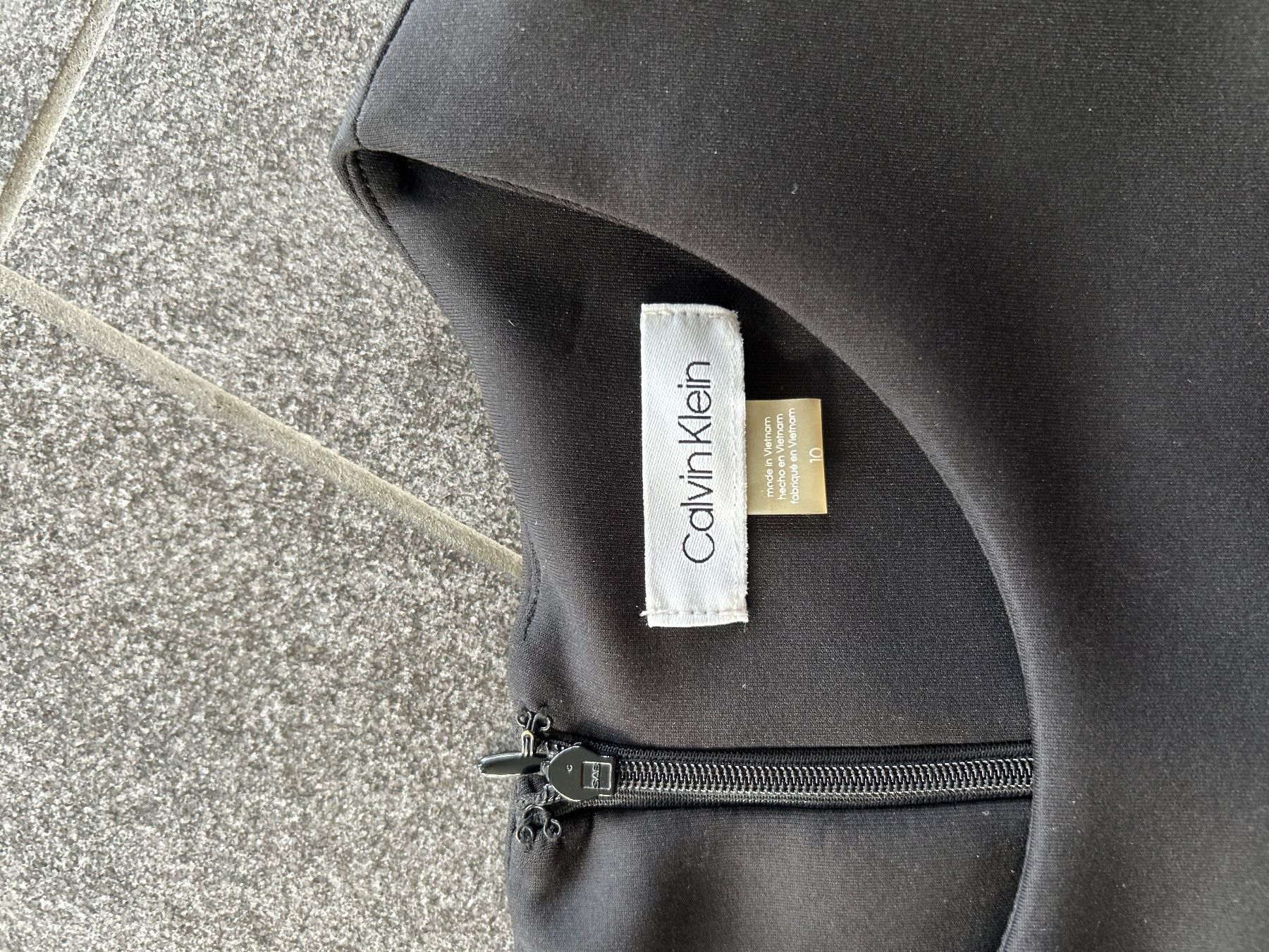 Calvin Klein Kleider: Calvin Klein Kleid Grösse 10 – Gebraucht aus Lengnau AG von gercla 2