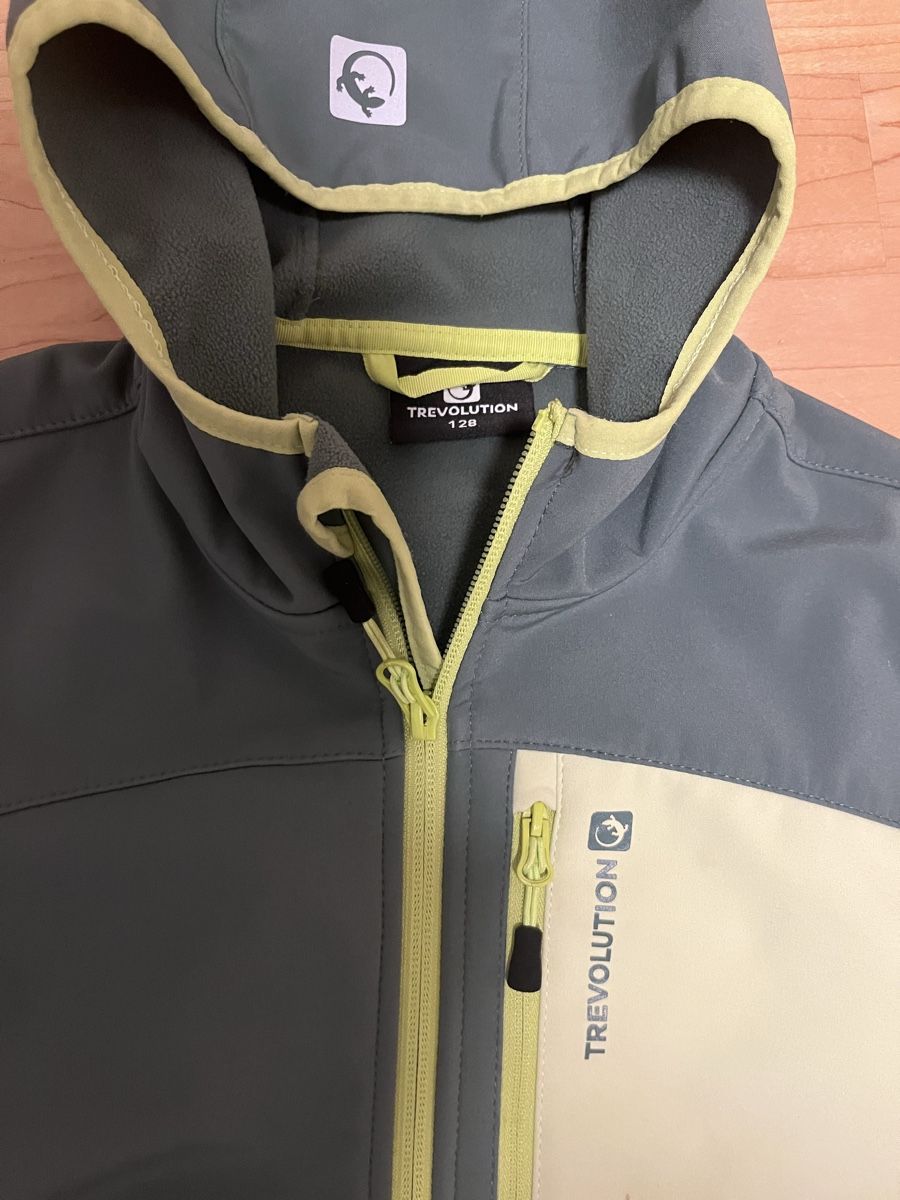 Trevolution Giacche: Frühlingsjacke von Trevolution Gr.128 – Usato da Bülach venduto da Papagei7 1