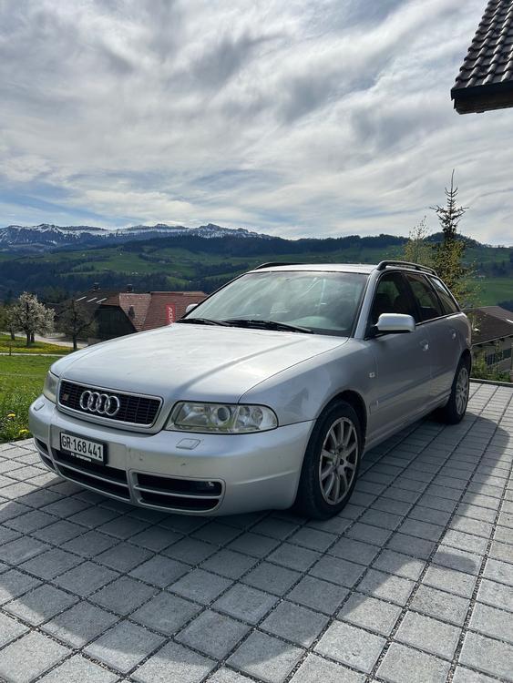 Audi S4 B5 265 PS Quattro