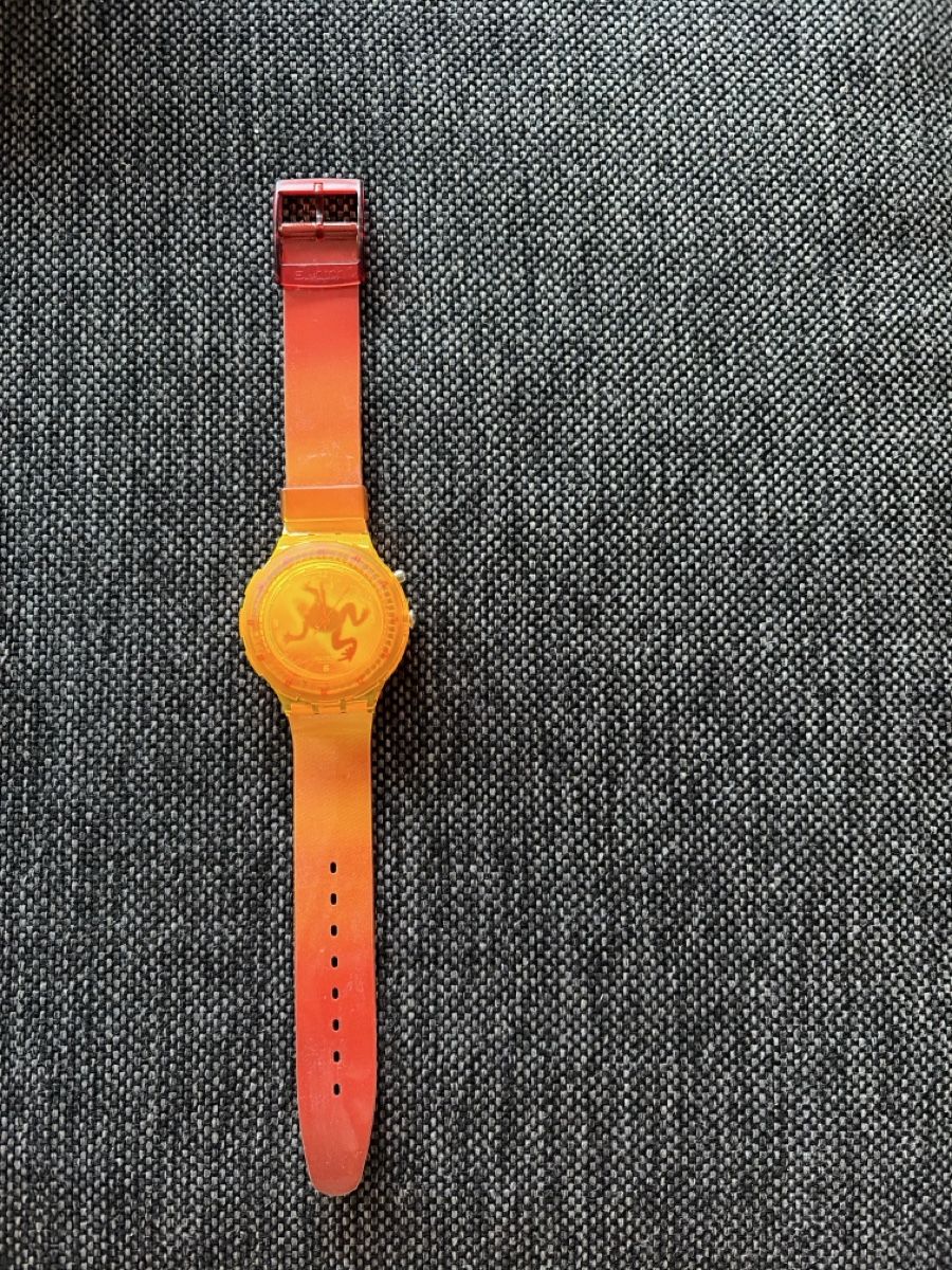 Swatch Orologi: Orologio Swatch gradiente arancio-rosso usato – Usato da Cavigliano venduto da Diiego_gr8