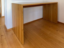 Schreibtisch aus Buchenholz massiv, Schreinermöbel