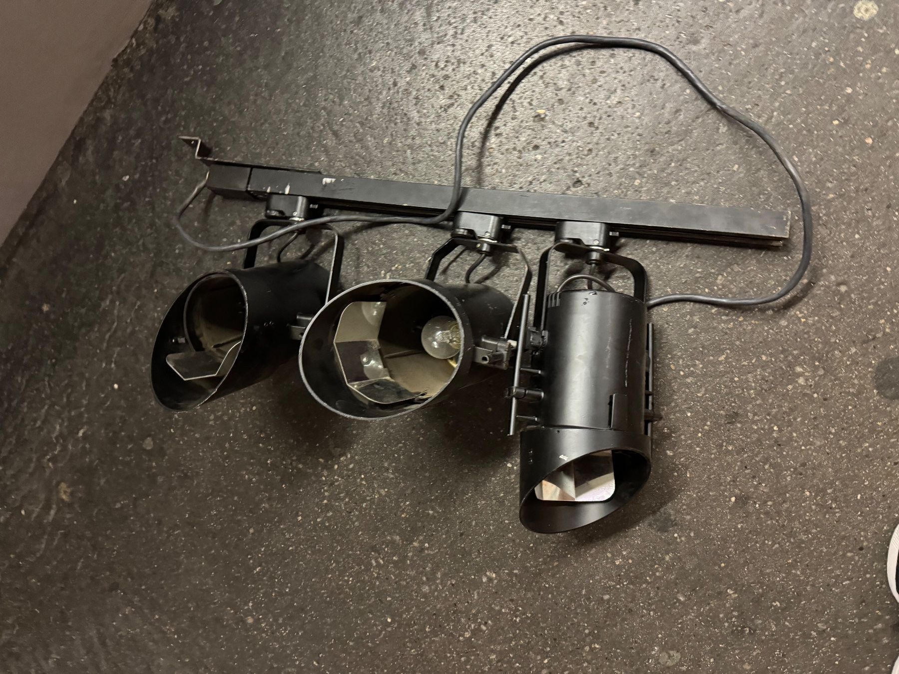 Lampade: Disco Licht 230v Lieferung gratis – Usato da Thun venduto da Thuno6 3