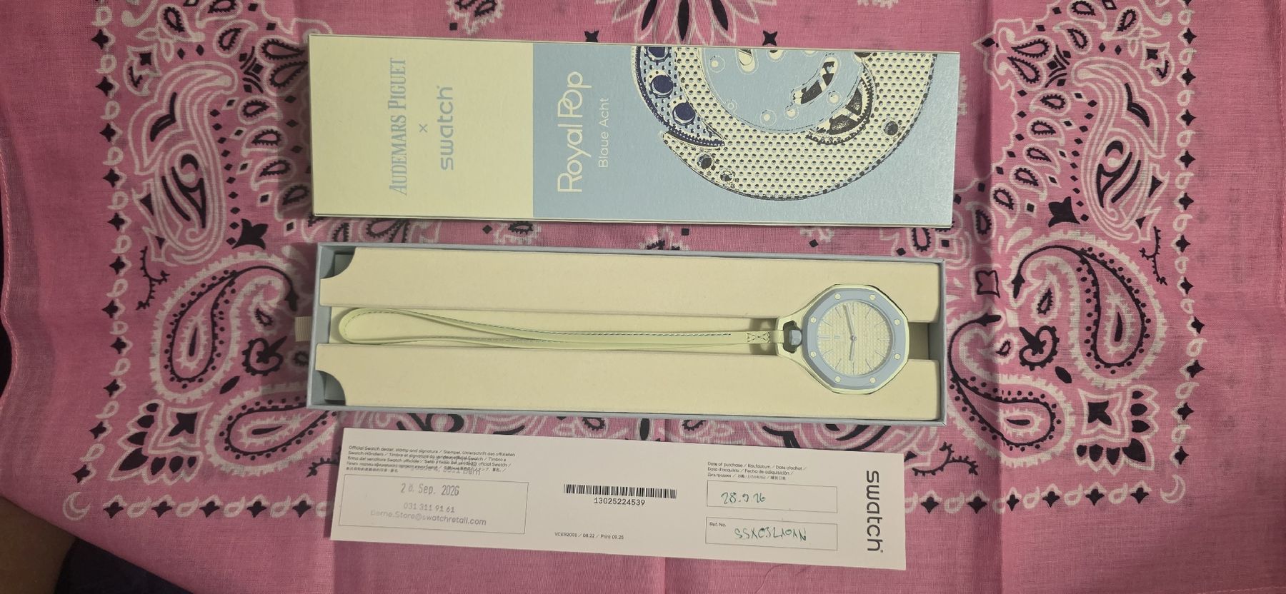 Swatch Uhren: AP Swatch – Neu und originalverpackt aus Chur von ACE18