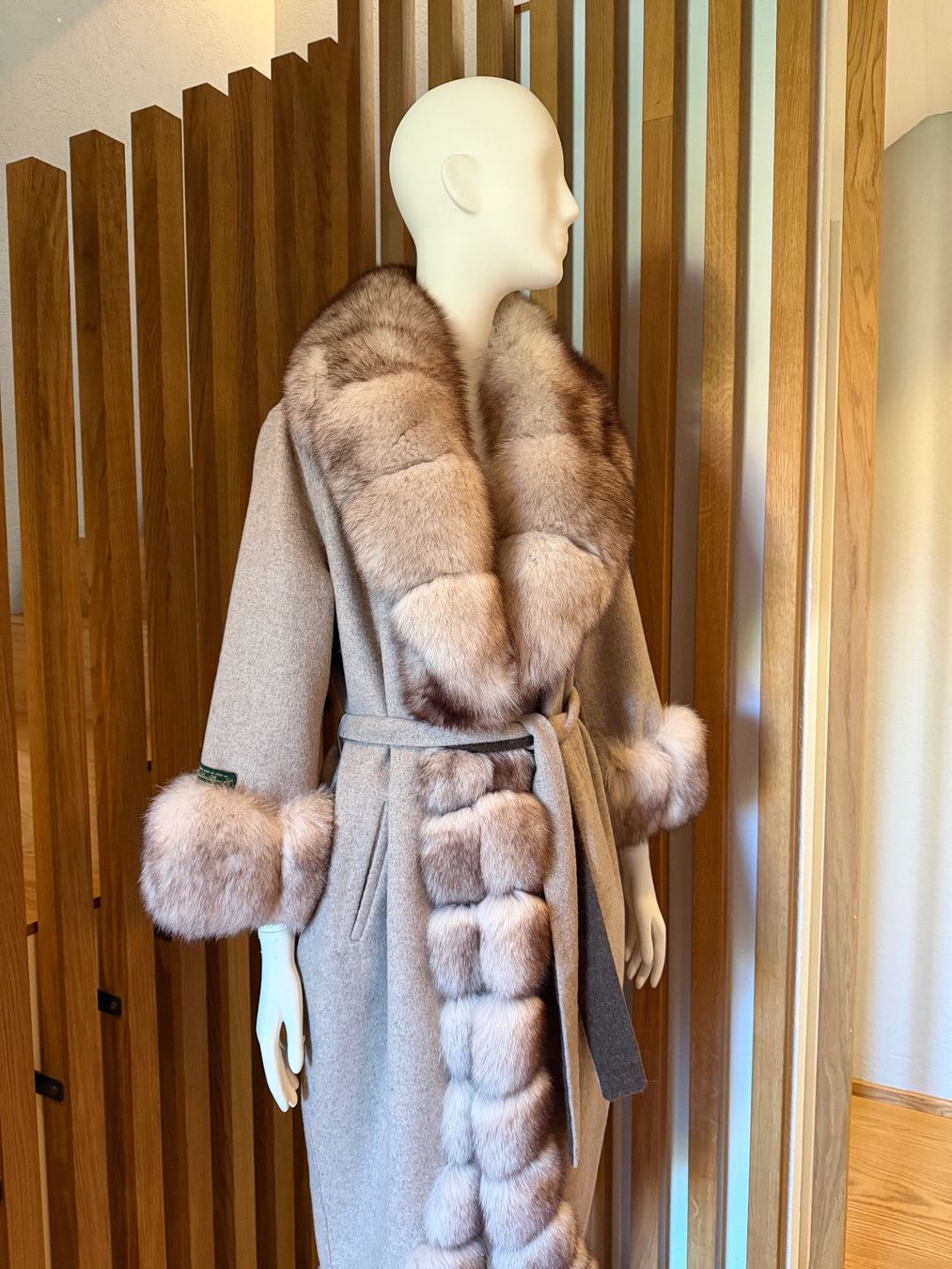 Cappotti: Loro Piana winter coat – Usato da Zug venduto da agiris 9