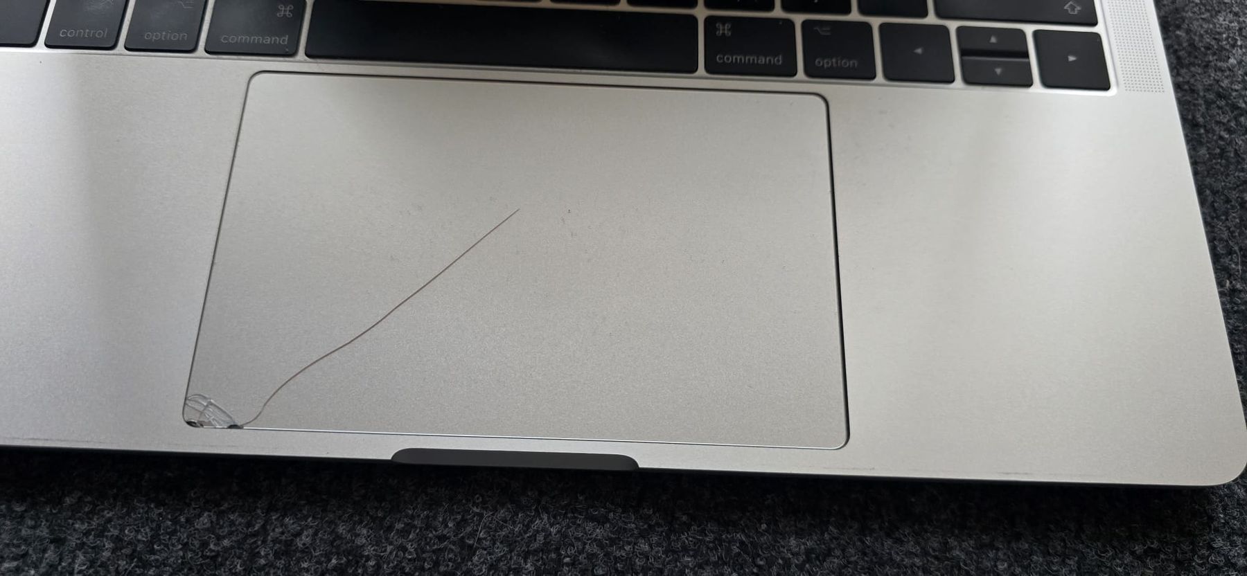 Apple Portables: Apple MacBook Pro Defekt  – Défectueux à Mägenwil par Sleidina 1