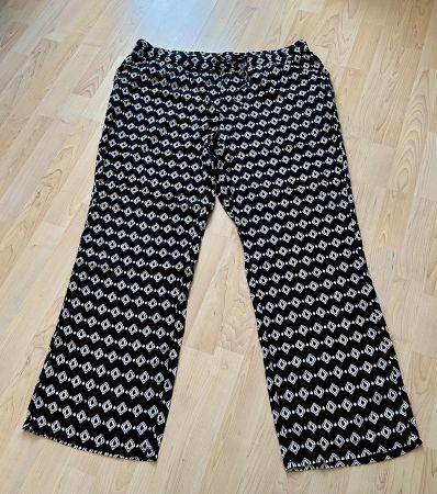 Bequeme Sommerhose von bonprix, Grösse 50