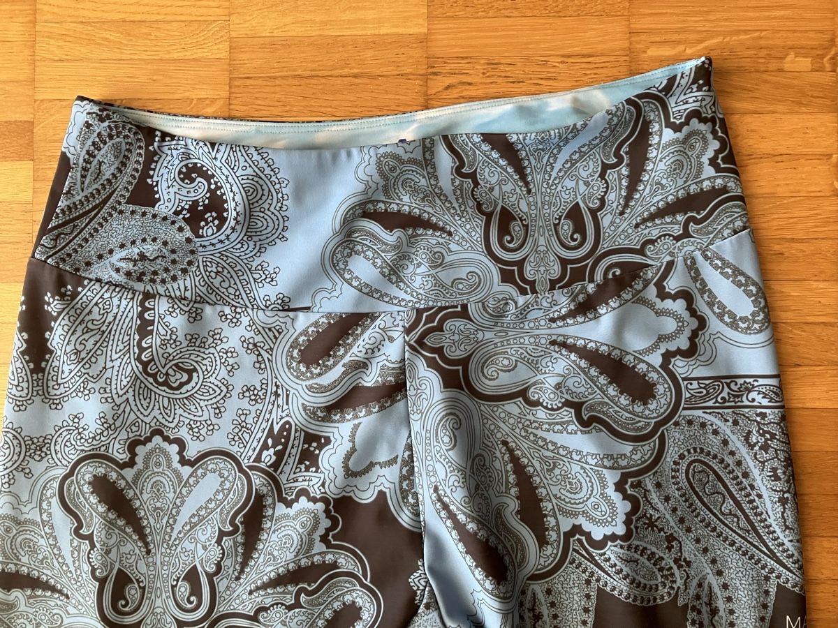Leggings: MAGADI Yoga Leggins Gr. L – Usato da Weiningen ZH venduto da moon-55 1