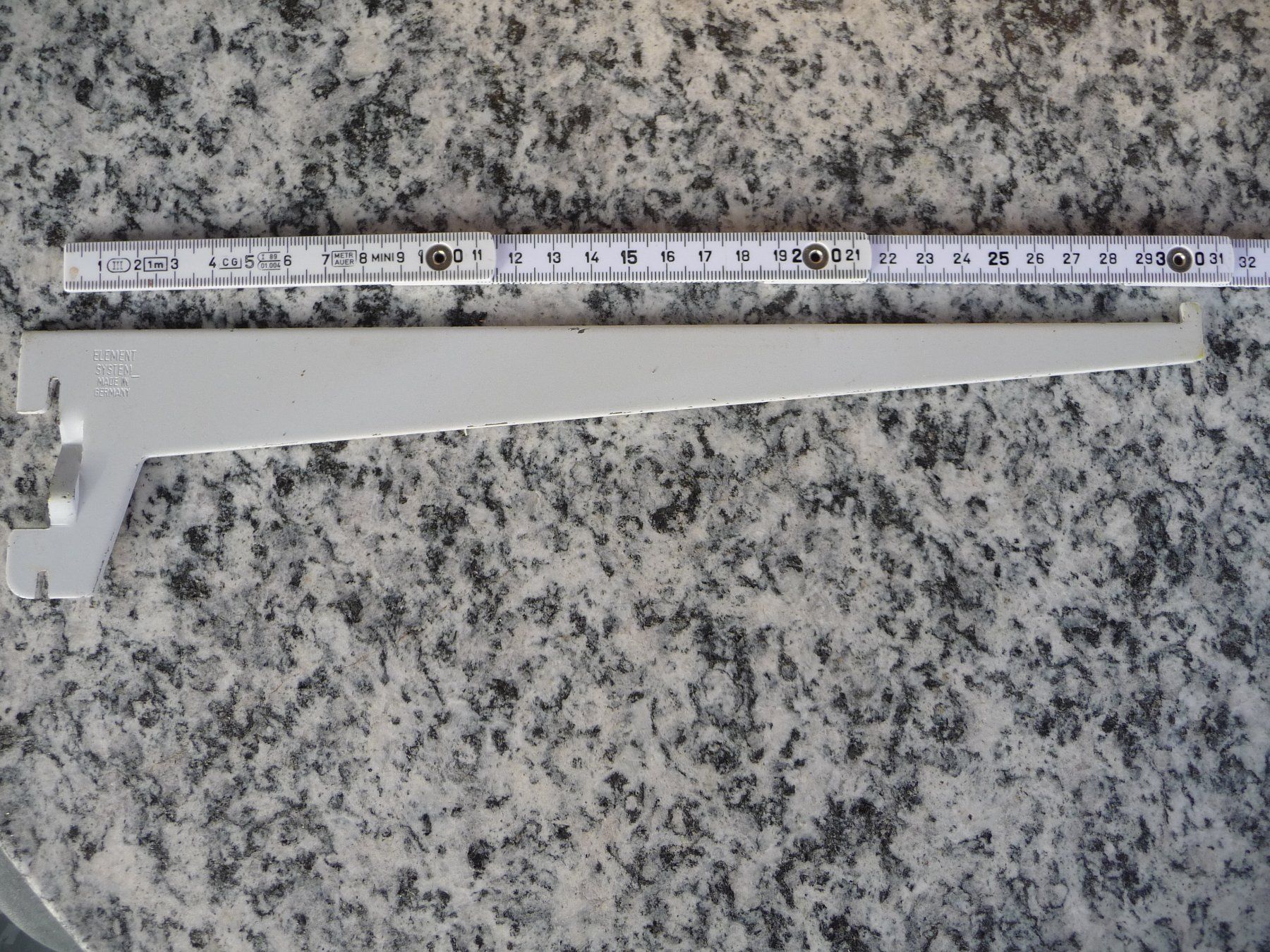 Console: Trag- Konsole 30 cm zu Element System – Usato da Münchenbuchsee venduto da Indizo 2