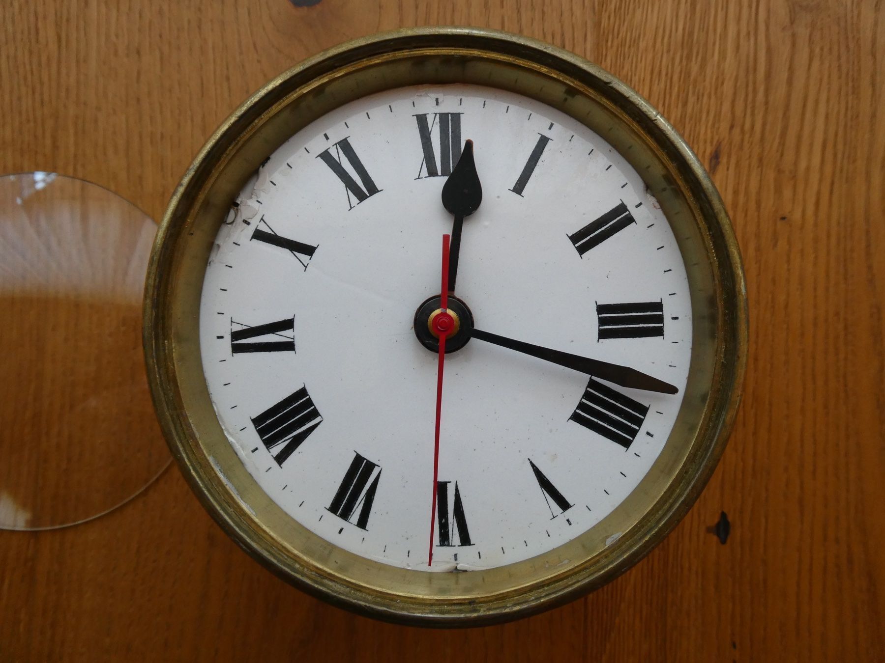 Orologi: Uhr in einem massiven Messinggehäuse – Usato da Lüchingen venduto da Eeizo 7