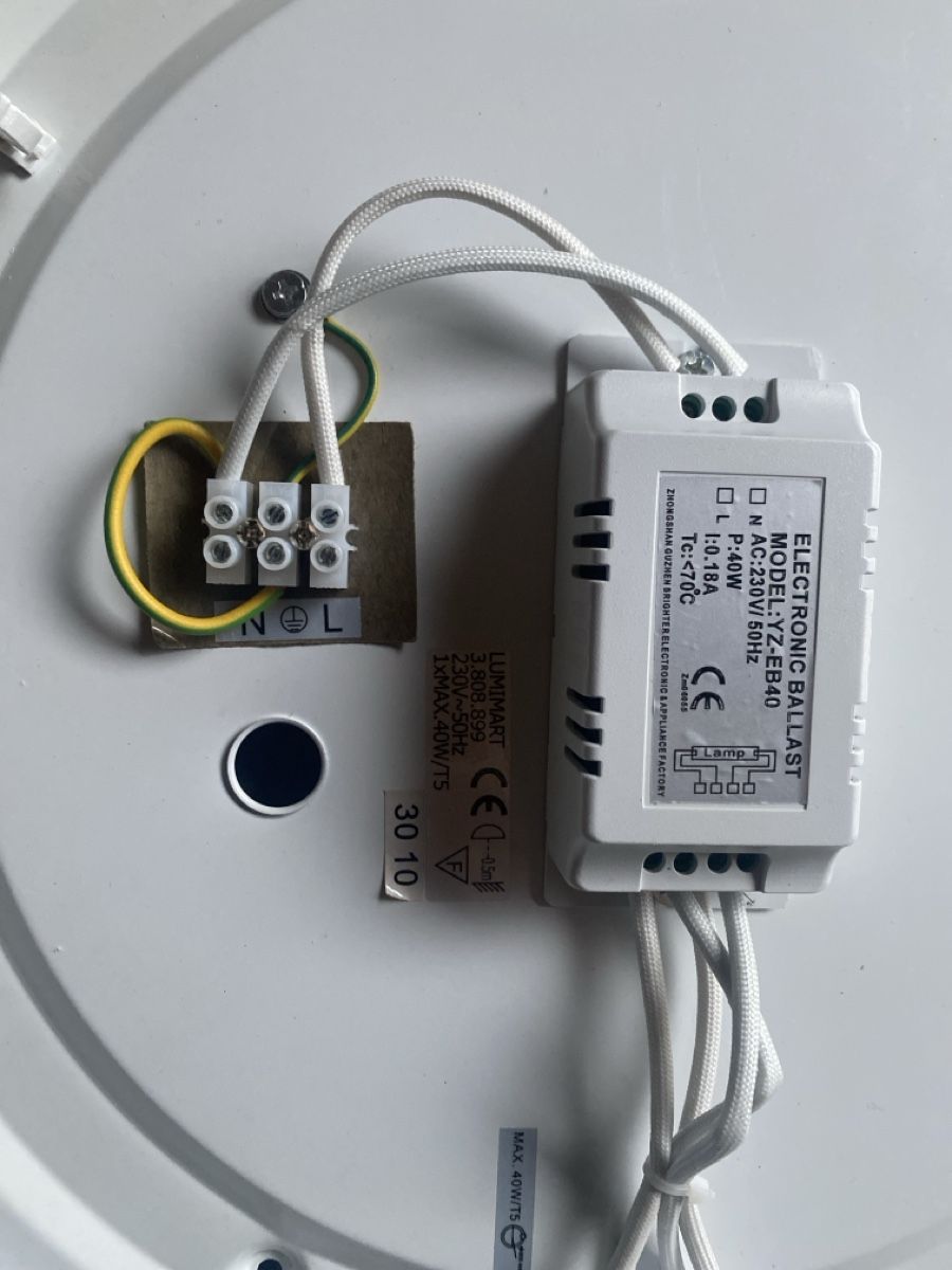 Lampadari & plafoniere: Plafonnier néon blanc (Deckenleuchte) – Usato da Martigny venduto da vlcoli 2