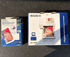 Sony DPP-FP67 Fotodrucker + 120er Print Pack | NEU & OVP