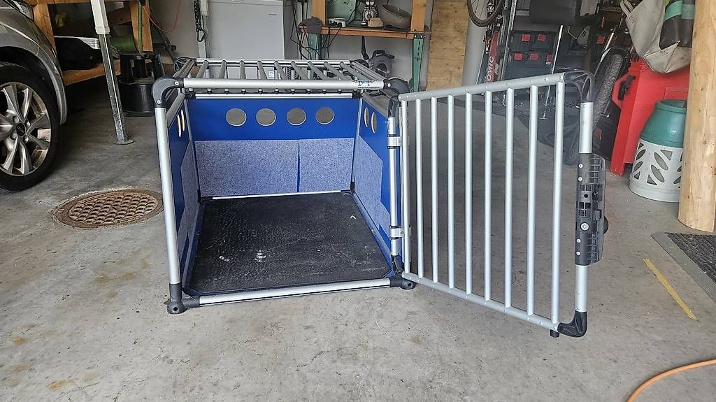 Cages, transport & sécurité: Hundebox Aluminium "pets" – D'occasion à Davos Wiesen par mel_ls2c 2