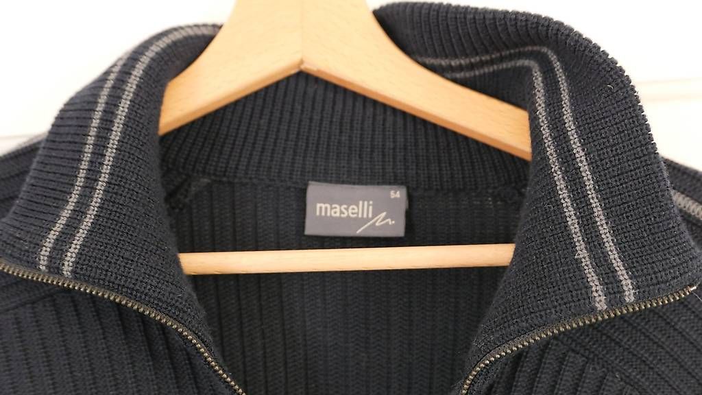 Pullover & Sweatshirts: Maselli Pullover schwarz Gr 54 – Gebraucht aus Zürich von EllaHa 1