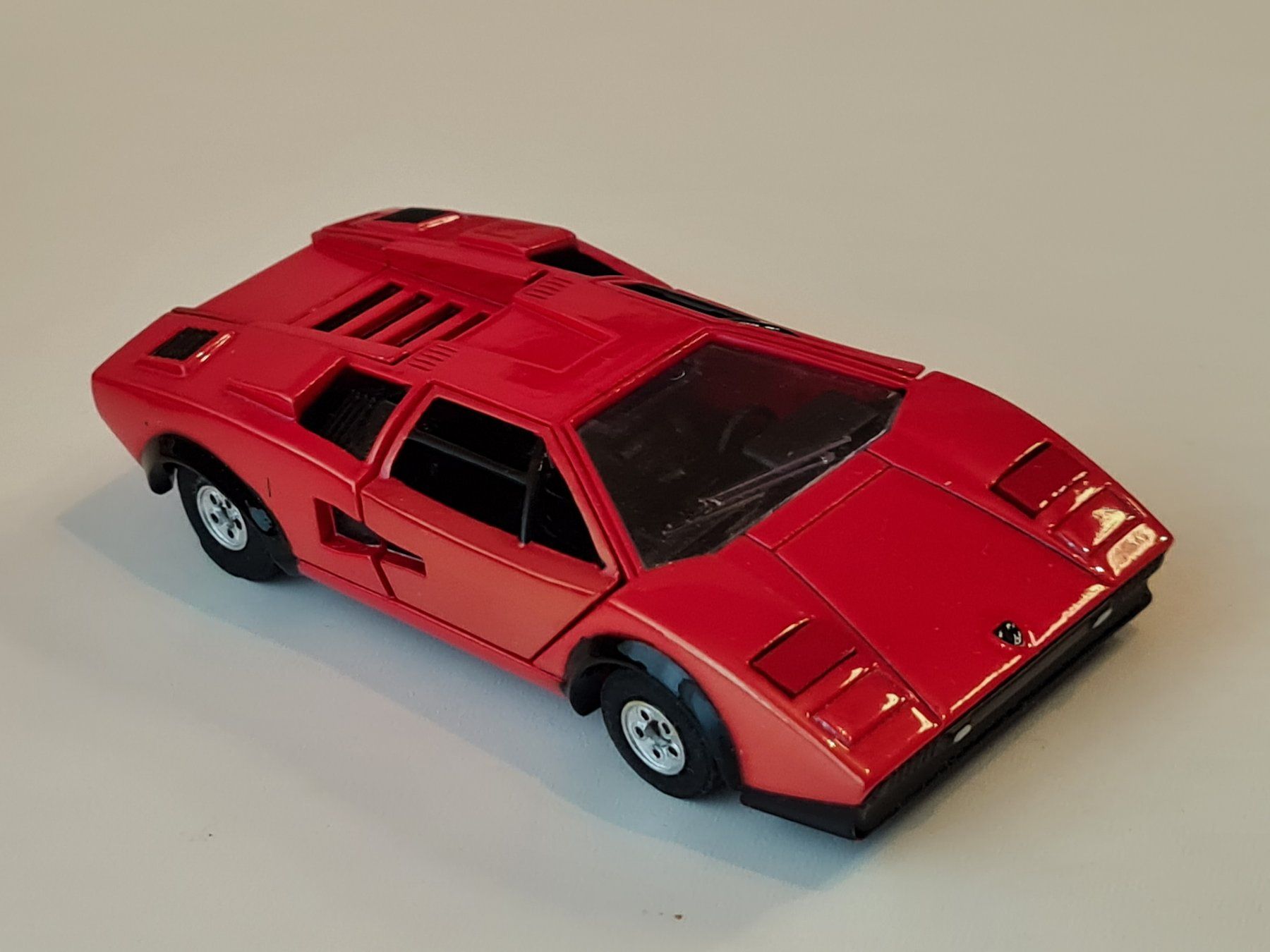 Lamborghini Modellautos: Lamborghini Countach von Bandai Japan – Neu und originalverpackt aus Kehrsatz von emadir 1