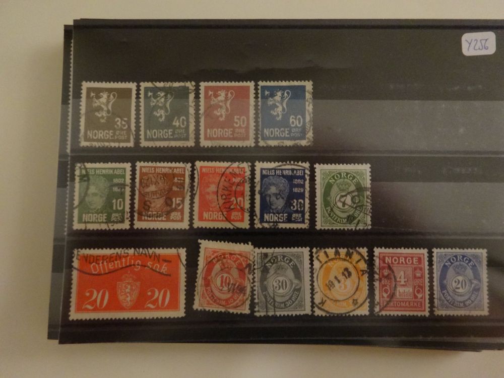Alle Briefmarken: Norwegen zumeist gest. Briefmarken von 1909-1927 – Gebraucht aus Zürich von reto33 1