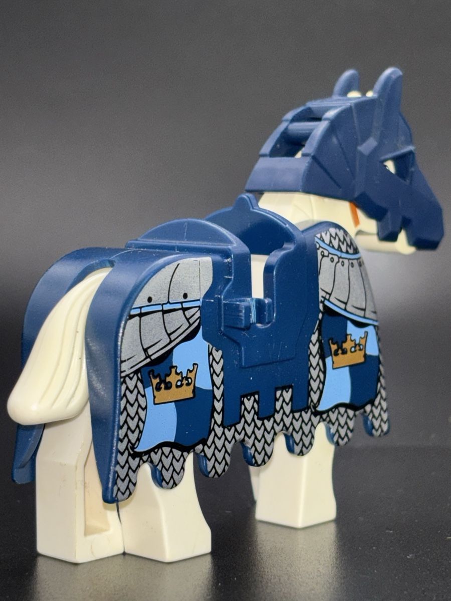 Lego Giocattoli: Lego Kingdoms Pferd mit Rüstung  – Usato da Winterthur venduto da Diwolf 2