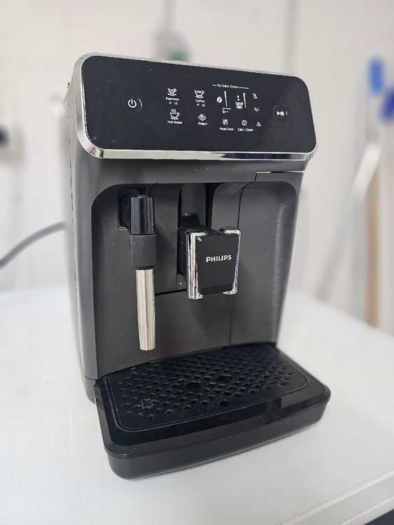 Philips Macchine per caffè & Macchine per espresso: Philips Kaffeevollautomat EP2224 – Difettoso da Affoltern am Albis venduto da and_w2gp