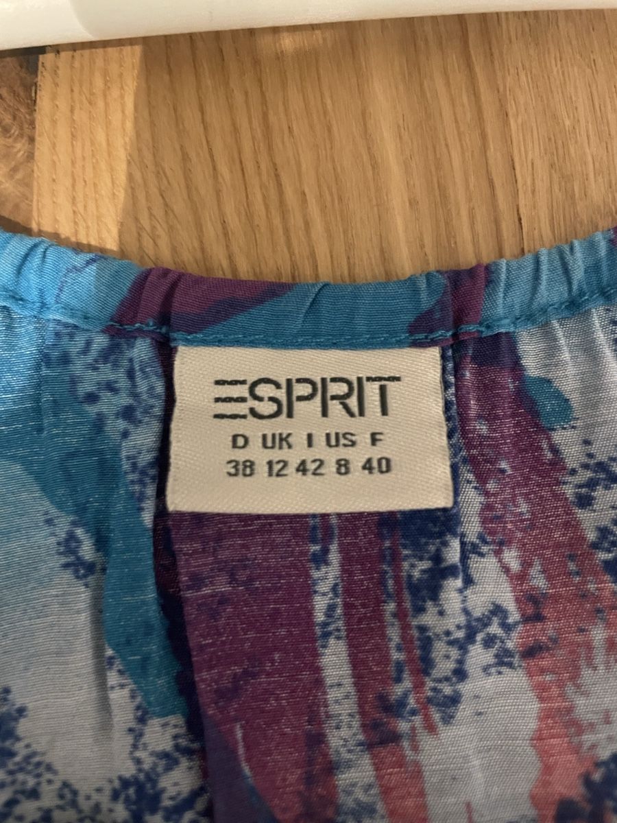 Esprit T-shirts: Luftiges Esprit Sommershirt – D'occasion à Chur par buc_6tcp 2