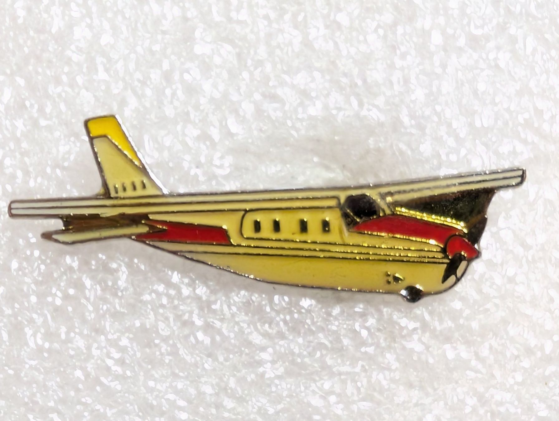 Placchette & Badge: Ansteckpin 296: Flugzeug – Usato da Oppligen venduto da Pin-Fall-Shop