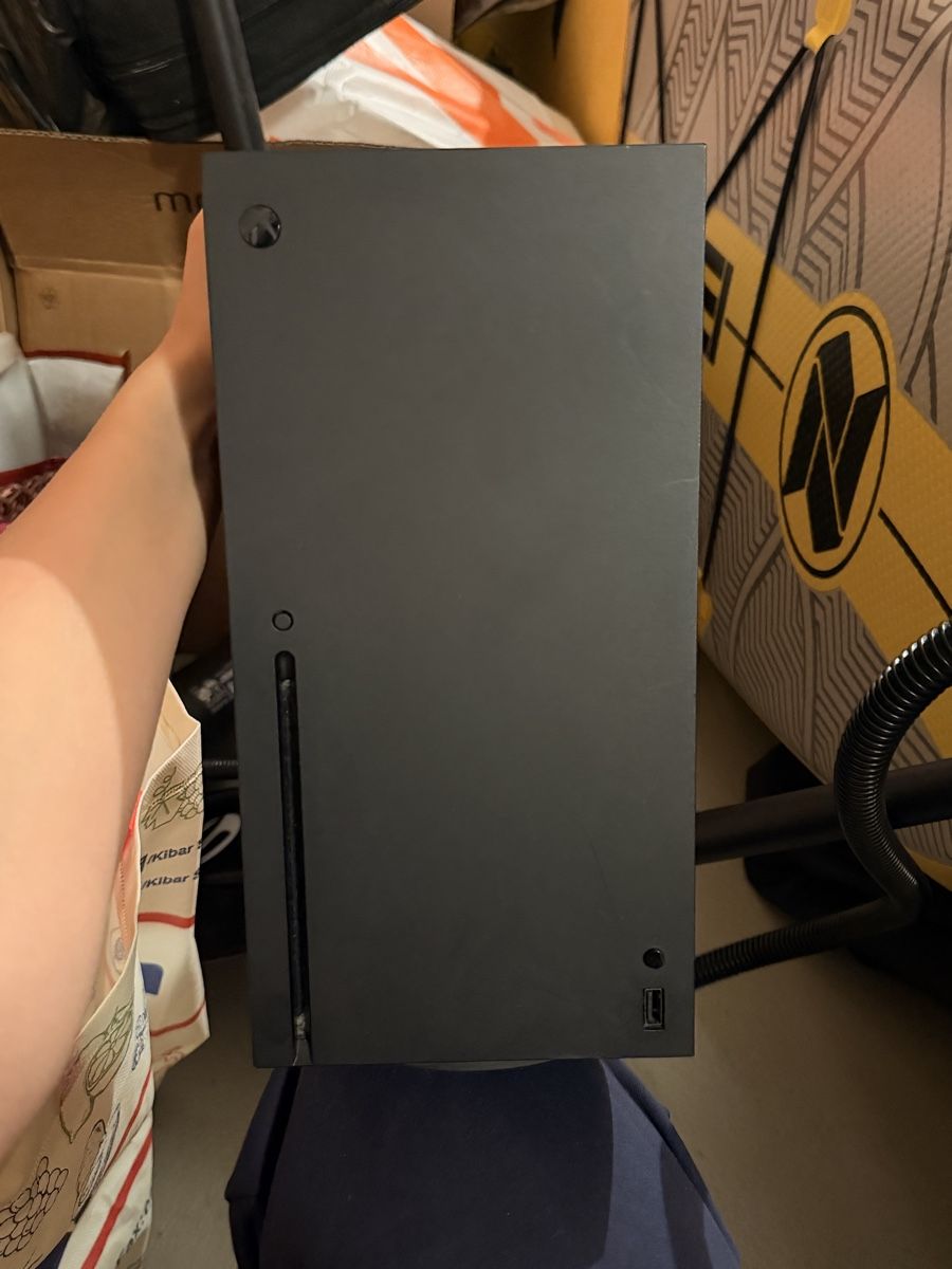 Microsoft Konsolen: Xbox Series X Konsole – Gebraucht aus Altendorf von Selenay 5