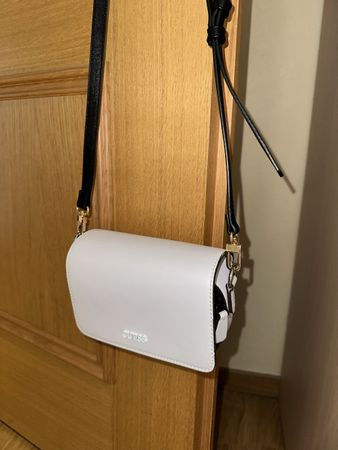 Sac à bandoulière Guess blanc neuf jamais utilisé