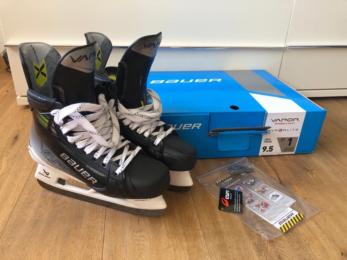 Bauer Pattini da ghiaccio: Bauer Hyperlite 2 9.5 Fit 1 , Grösse 45 – Nuovo e nell'imballaggio originale da Dürnten venduto da ueseco 1