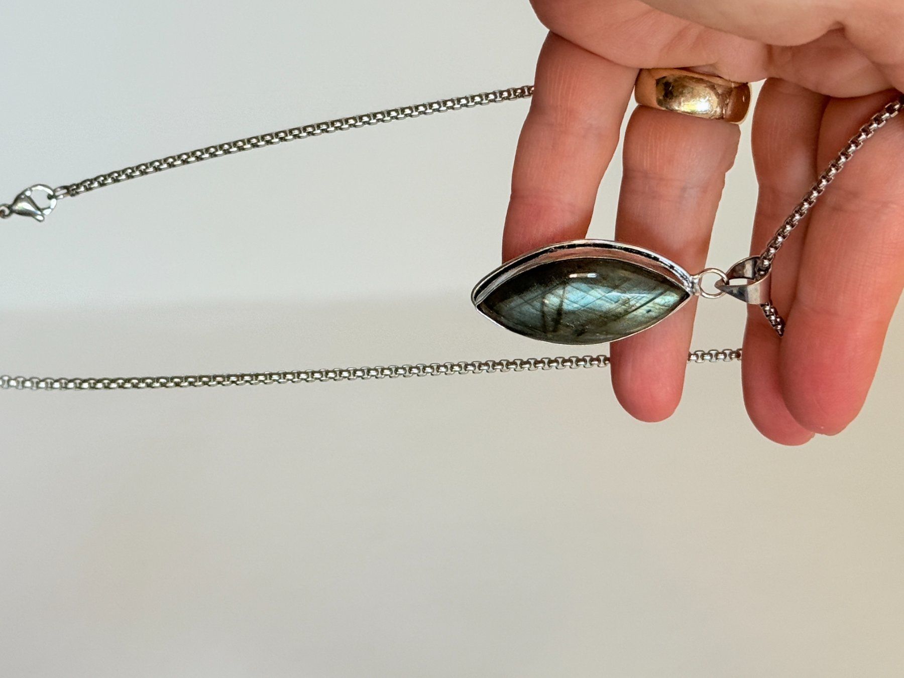 Catenine: Collier Labradorite Marquise Massif Neuf – Nuovo e nell'imballaggio originale da Genève venduto da AWWA 5