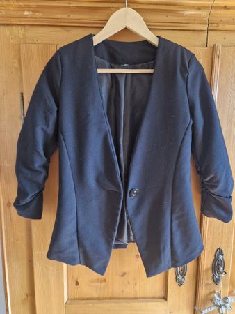 Schicker schwarzer Kurz - Blazer mit 3/4 Ärmel, Gr S