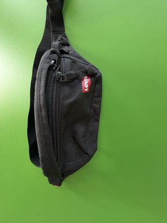 Bauchtasche Levis Schwarz neuwertiger Zustand