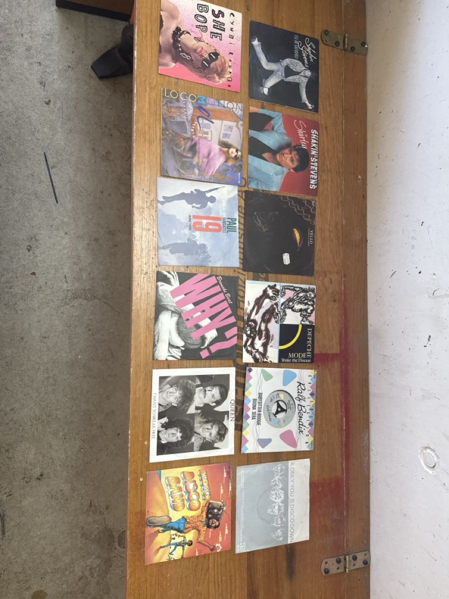 Schallplatten: LP / singel  – Gebraucht aus Lömmenschwil von Chuetz