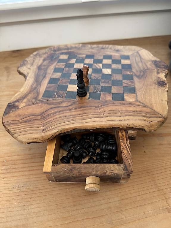 Holzartikel: Chess zu verkaufen  – Gebraucht aus Scharans von pandezu 1