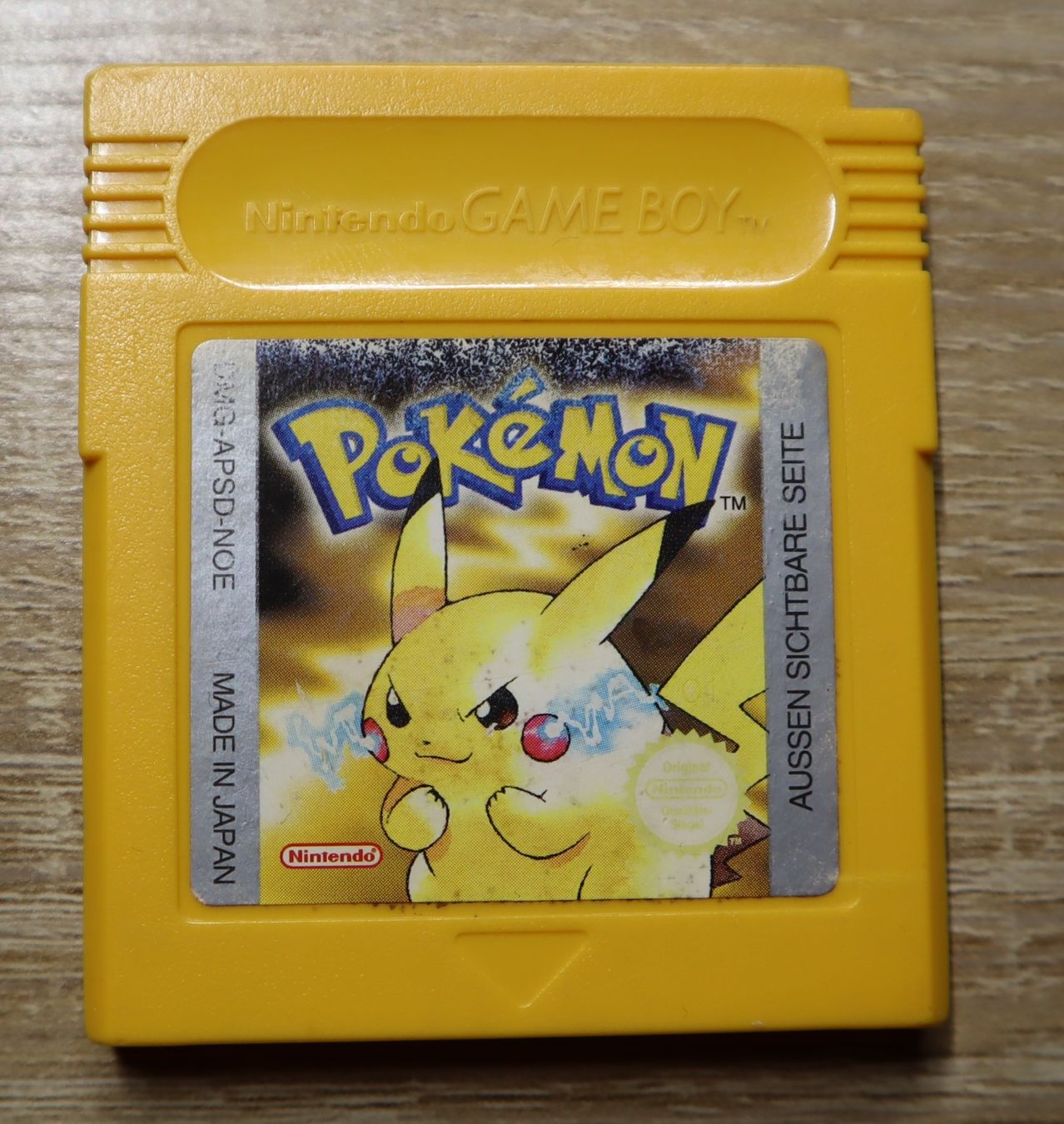 Nintendo Giochi: PoKéMoN gelb -- Nintendo GAME BOY -- Mit Böxli – Usato da Ochlenberg venduto da on3x 1