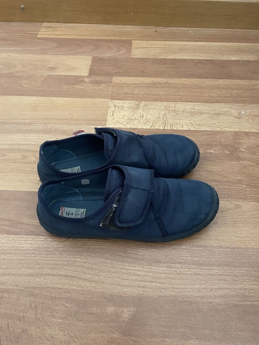 Superfit Scarpe per ragazzi: Superfit Kinder Hausschuhe Größe 33 – Usato da Mies venduto da jul_f7rh